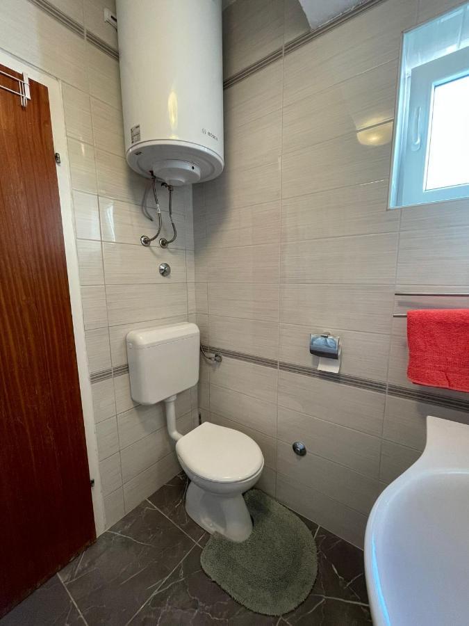 Apartments Sestan Novalja Eksteriør billede