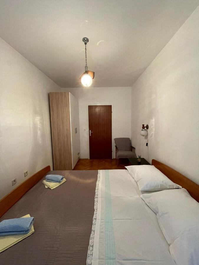 Apartments Sestan Novalja Eksteriør billede